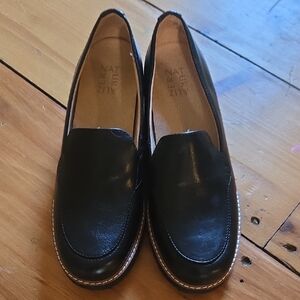 Naturalizer Classic Black Loafers